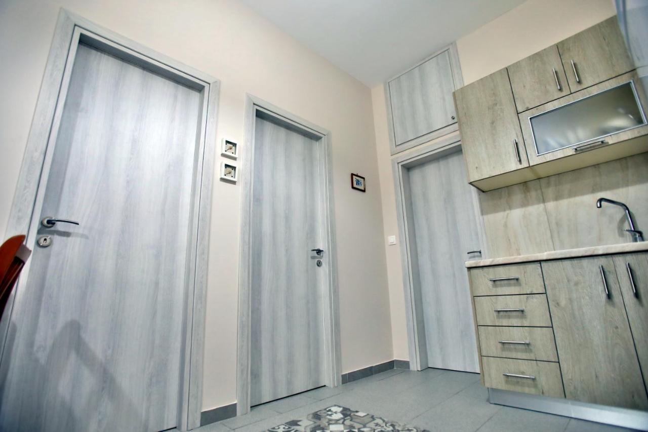 Pavlidis Apartman Szíviri Kültér fotó